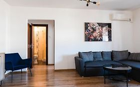 Chic 2-Room Apartment In The Heart Of Bucharest With Amazing View